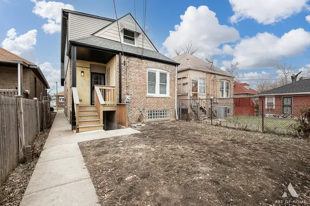 $349,900 | 10229 South Aberdeen Street, Chicago, IL 60643