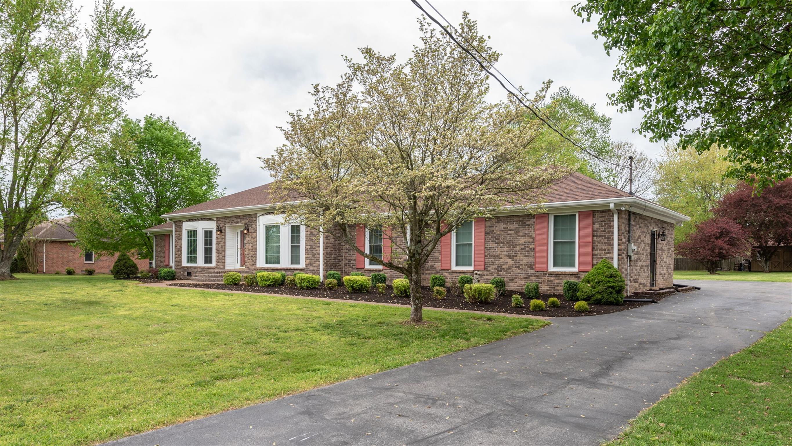 2708 Cages Bend Road Gallatin, TN 37066 - Photo 1 of 27 Gallery Image 1