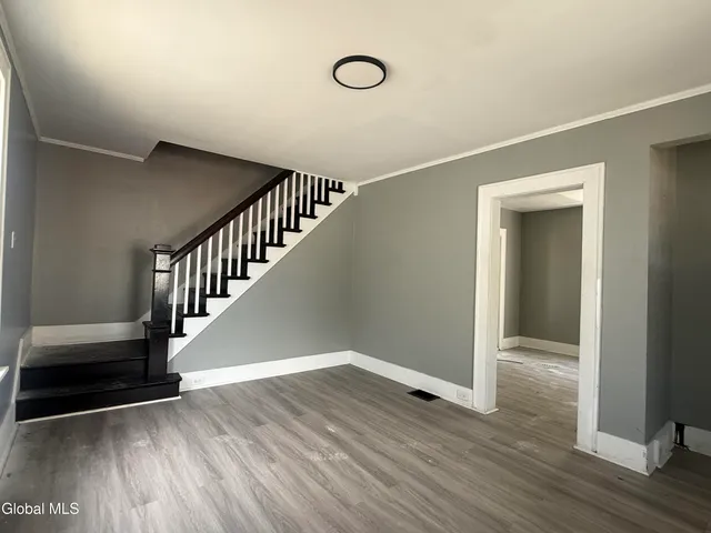 $1,750 | 2228 Guilderland Avenue, Schenectady, NY 12306