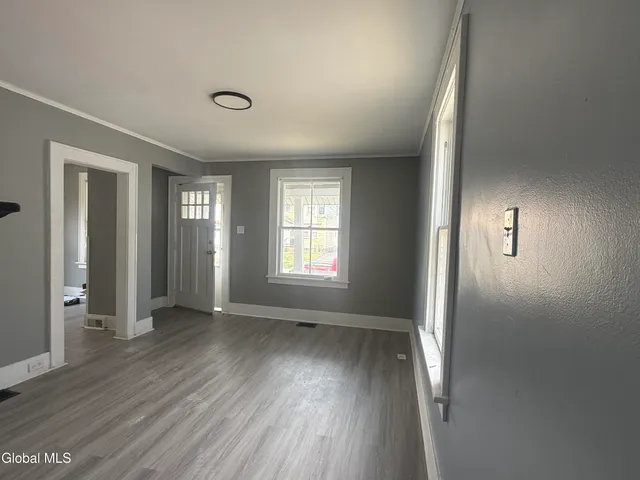 $1,750 | 2228 Guilderland Avenue, Schenectady, NY 12306