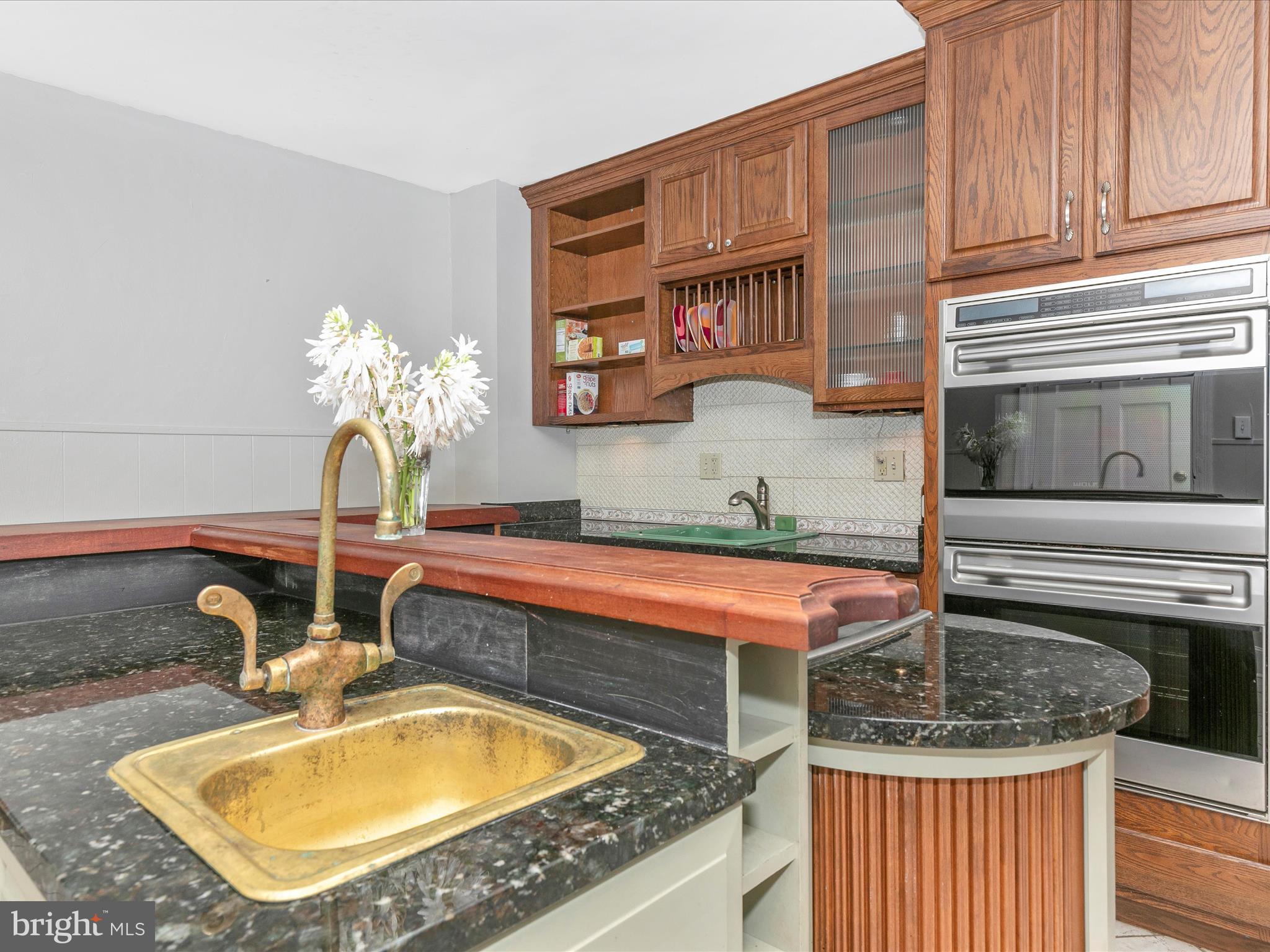 11 West South Street Frederick, MD 21701 - Photo 6 of 27 Kitchen