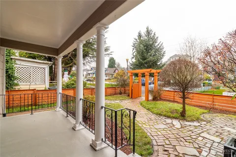 $579,950 | 917 South Sheridan Avenue, Tacoma, WA 98405