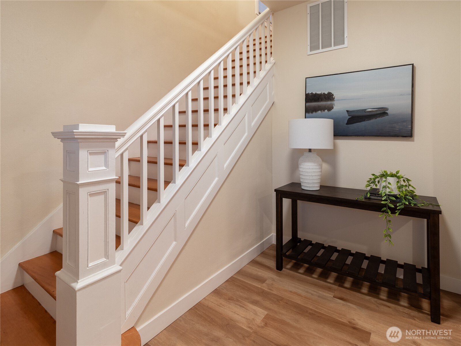 917 South Sheridan Avenue Tacoma, WA 98405 - Photo 5 of 36