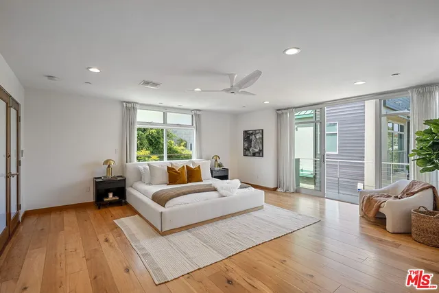 $2,596,000 | 512 Brooks Avenue, Unit 6, Venice, CA 90291