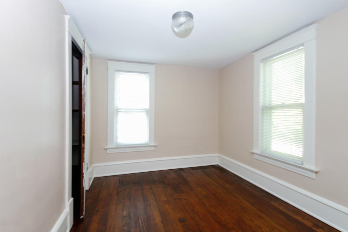 206 Middle Street Three Rivers, MI 49093 - Photo 12 of 23 206 Middle St-112