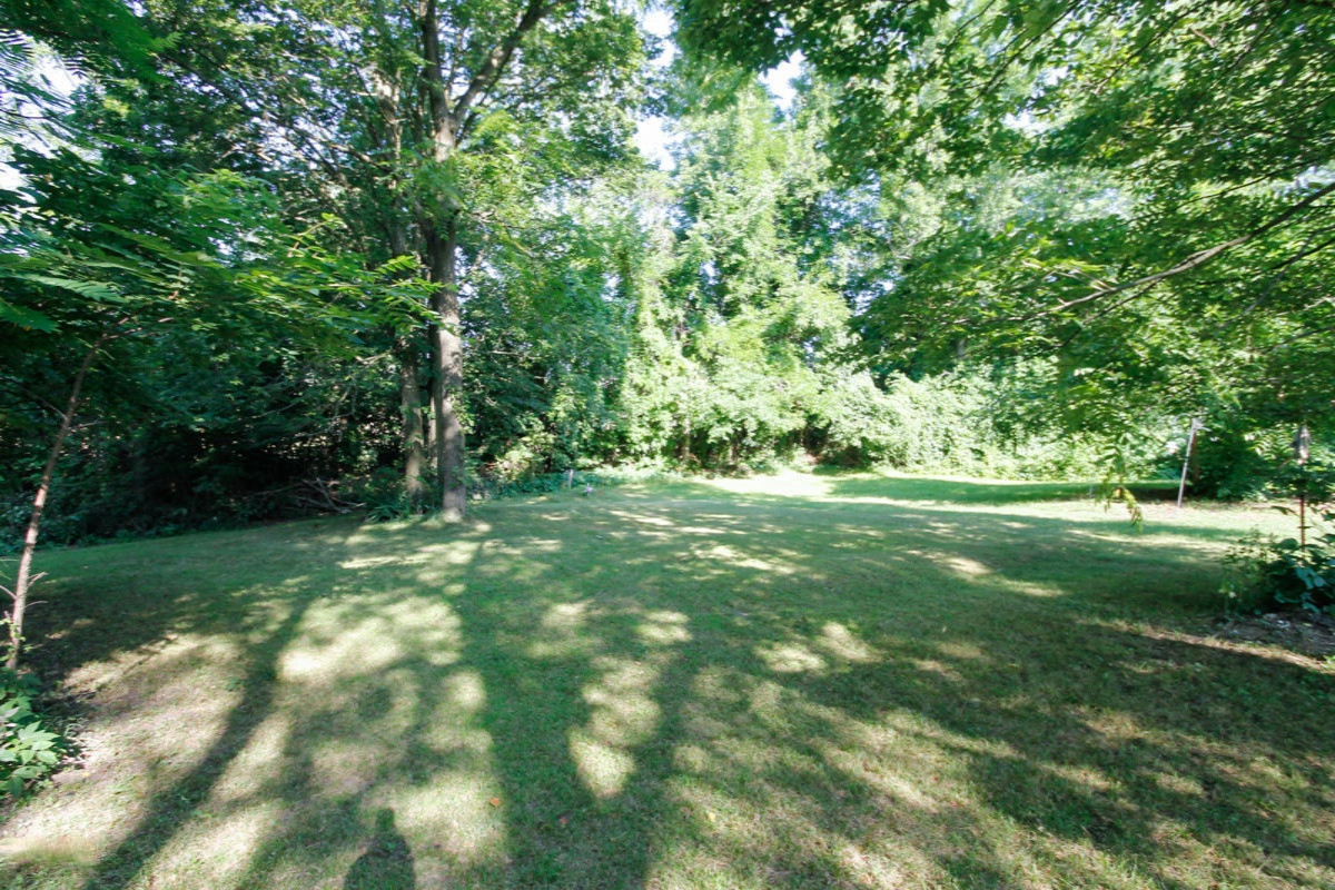 206 Middle Street Three Rivers, MI 49093 - Photo 20 of 23 206 Middle St-120