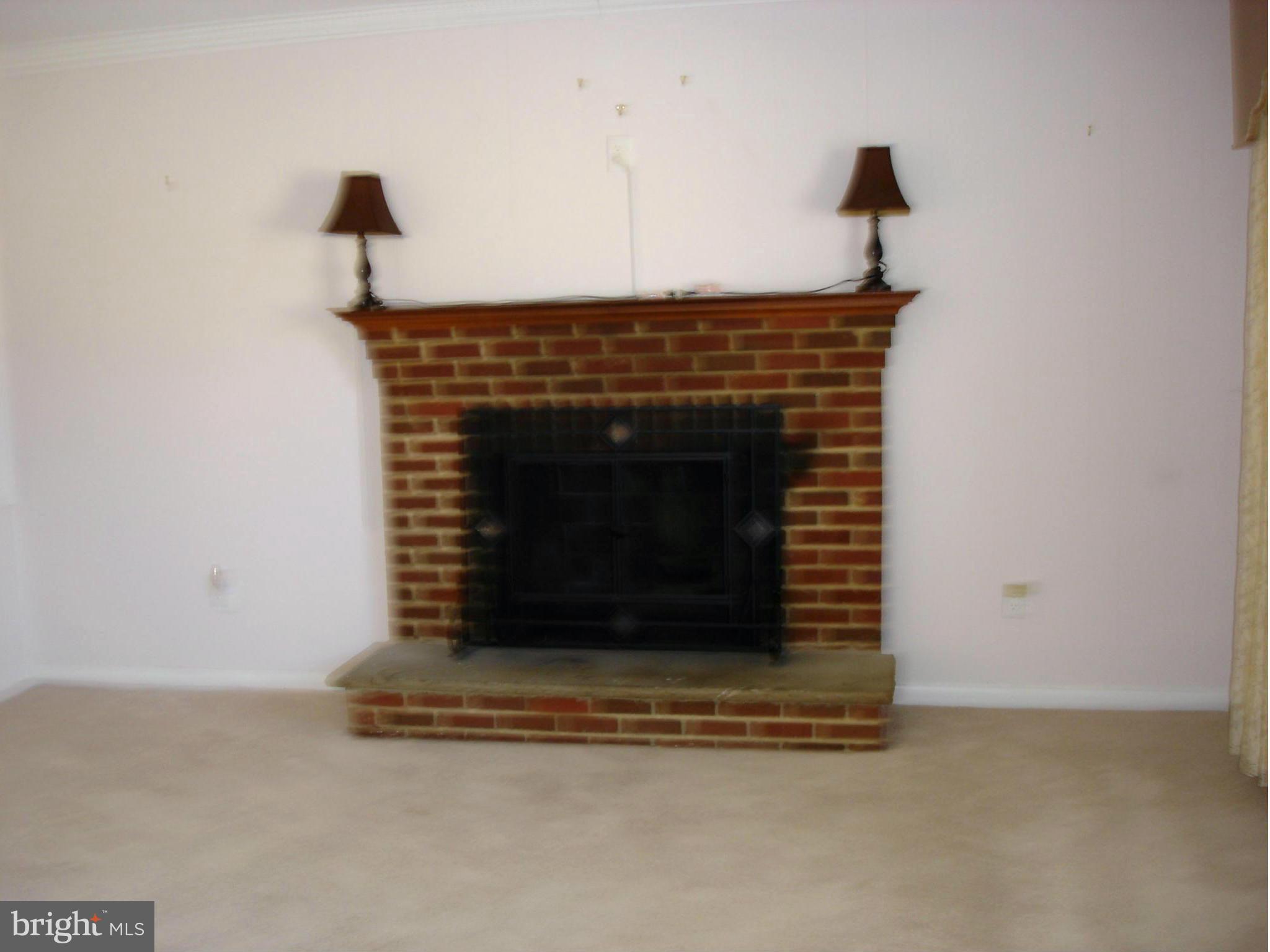 4307 Lucerne Road Temple Hills, MD 20748 - Photo 2 of 27 Living Room