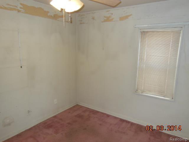 26669 Rialto Street Madison Heights, MI 48071 - Photo 17 of 23 DSCN0496.jpg