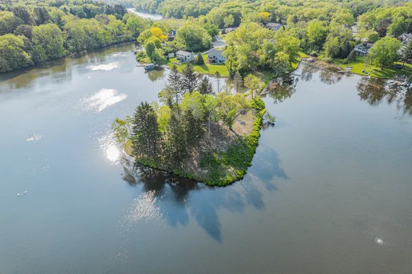 $449,000 | 11248 Lemott Circle, Jerome, MI 49249