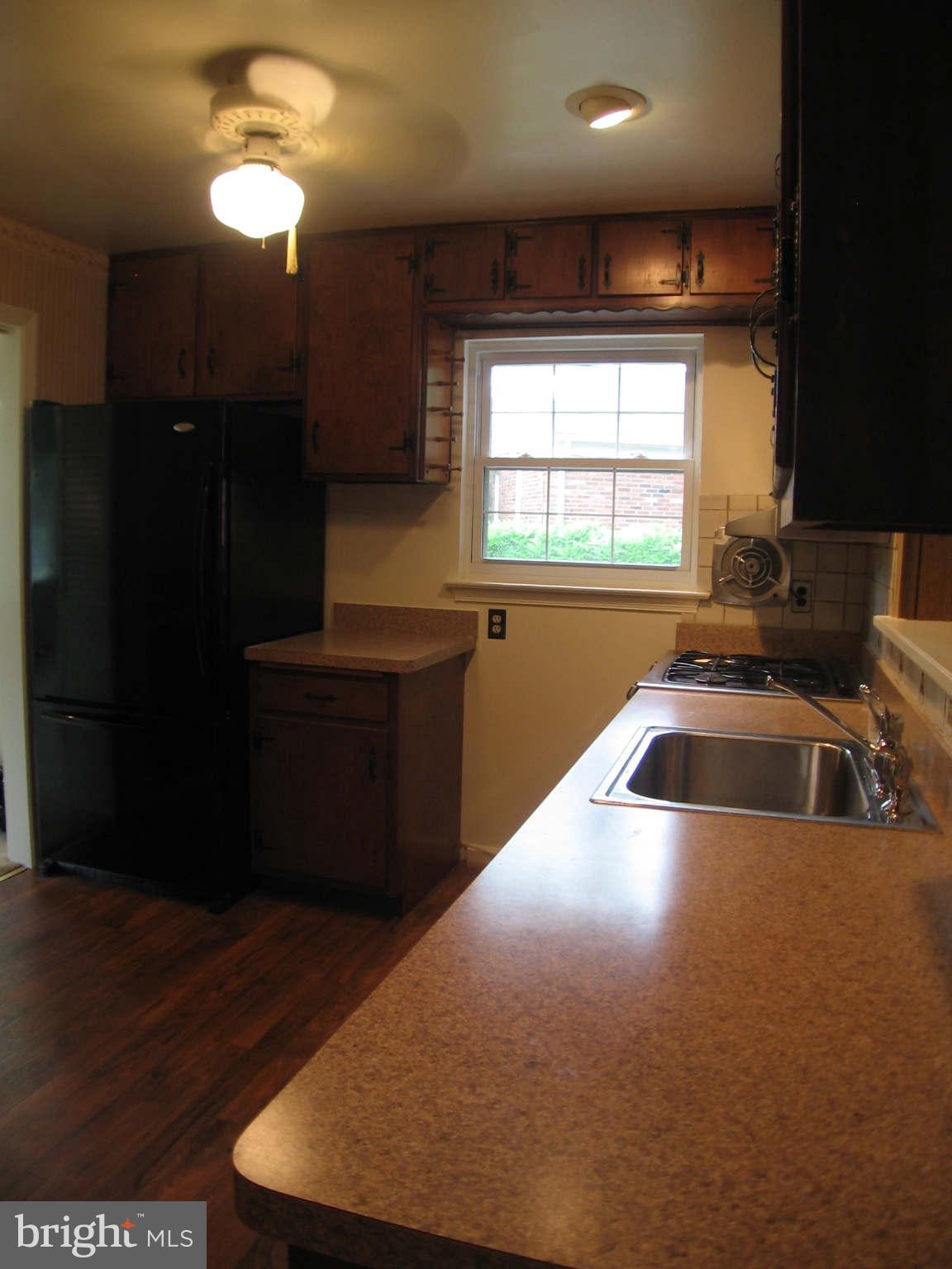 7907 Wellington Road Alexandria, VA 22308 - Photo 16 of 18 Kitchen
