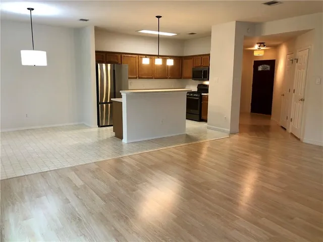 $2,175 | 1515 Lochaline Loop, Pflugerville, TX 78660