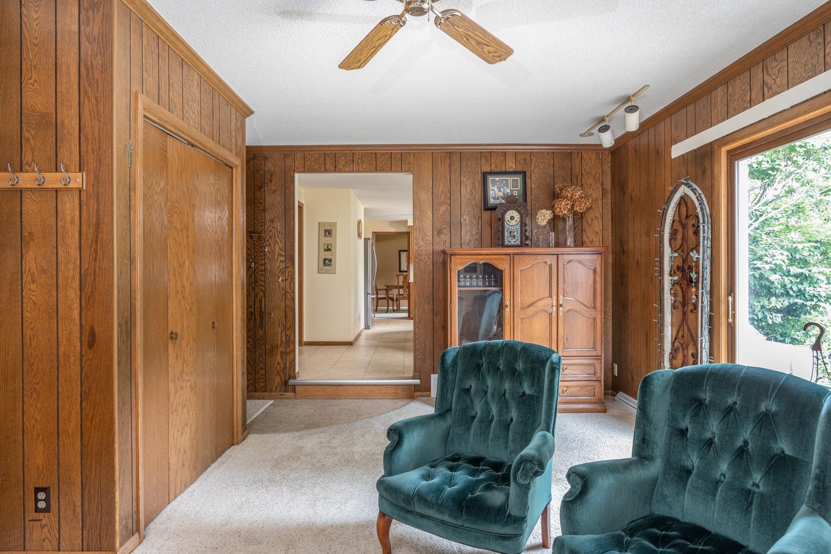 1715 North Viola Street Appleton, WI 54911 - Photo 16 of 44