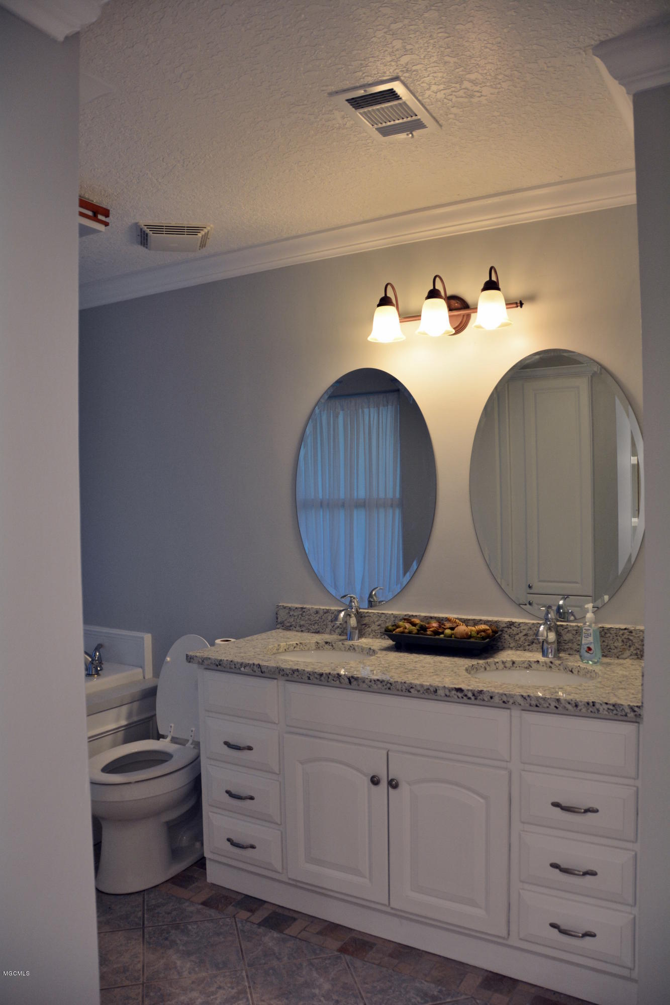 5081 Beatline Road Long Beach, MS 39560 - Photo 27 of 76 Master Bath