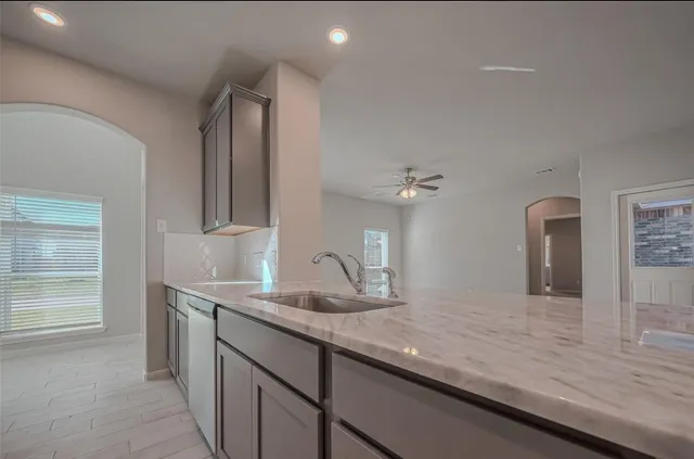 $2,590 | 22807 Ephesus Avenue, Tomball, TX 77377