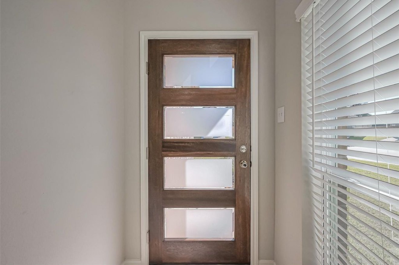 22807 Ephesus Avenue Tomball, TX 77377 - Photo 5 of 33