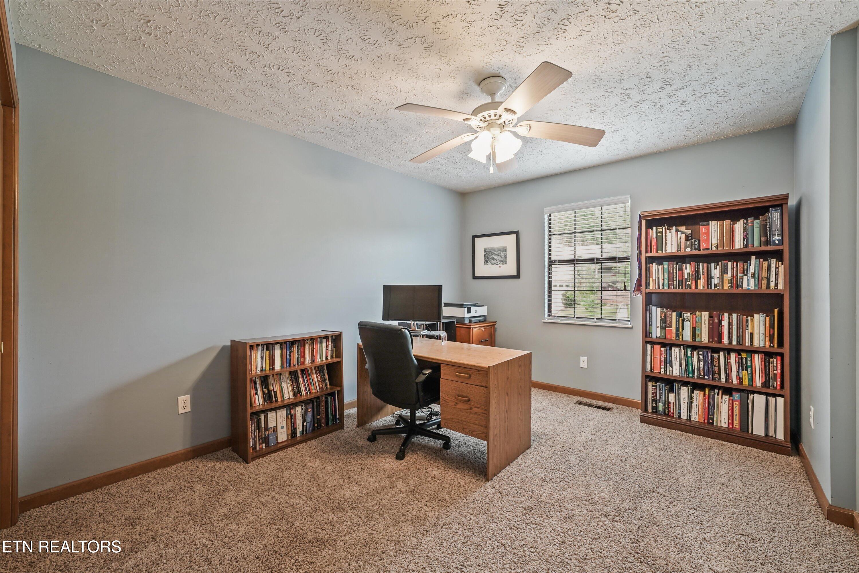 925 Tree Trunk Road Knoxville, TN 37934 - Photo 31 of 52 25-925 Tree Trunk Rd 025
