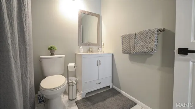 $520,000 | 6906 Wellsford Court, Oakville, MO 63129