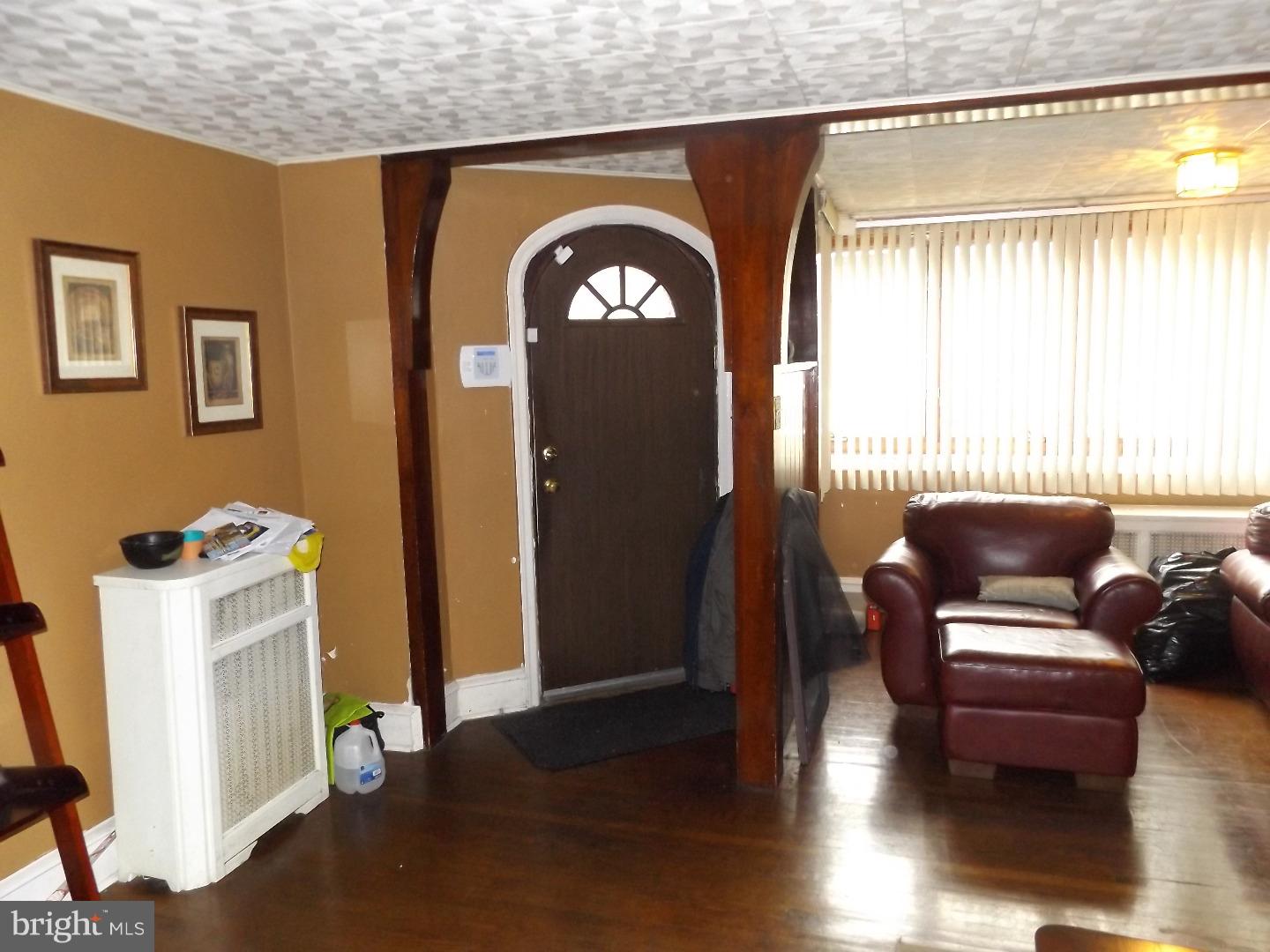 234 Maypole Road Upper Darby, PA 19082 - Photo 2 of 16