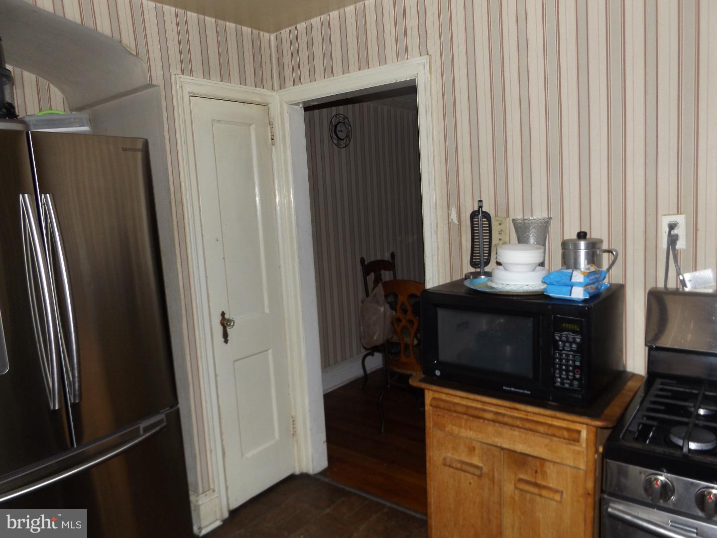 234 Maypole Road Upper Darby, PA 19082 - Photo 7 of 16