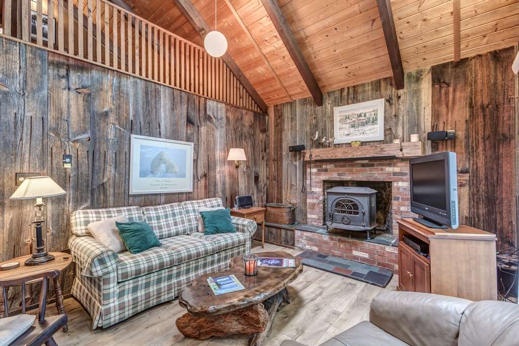 145 Fernwood Road Stoddard, NH 03464 - Photo 17 of 40