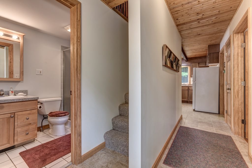 145 Fernwood Road Stoddard, NH 03464 - Photo 26 of 40