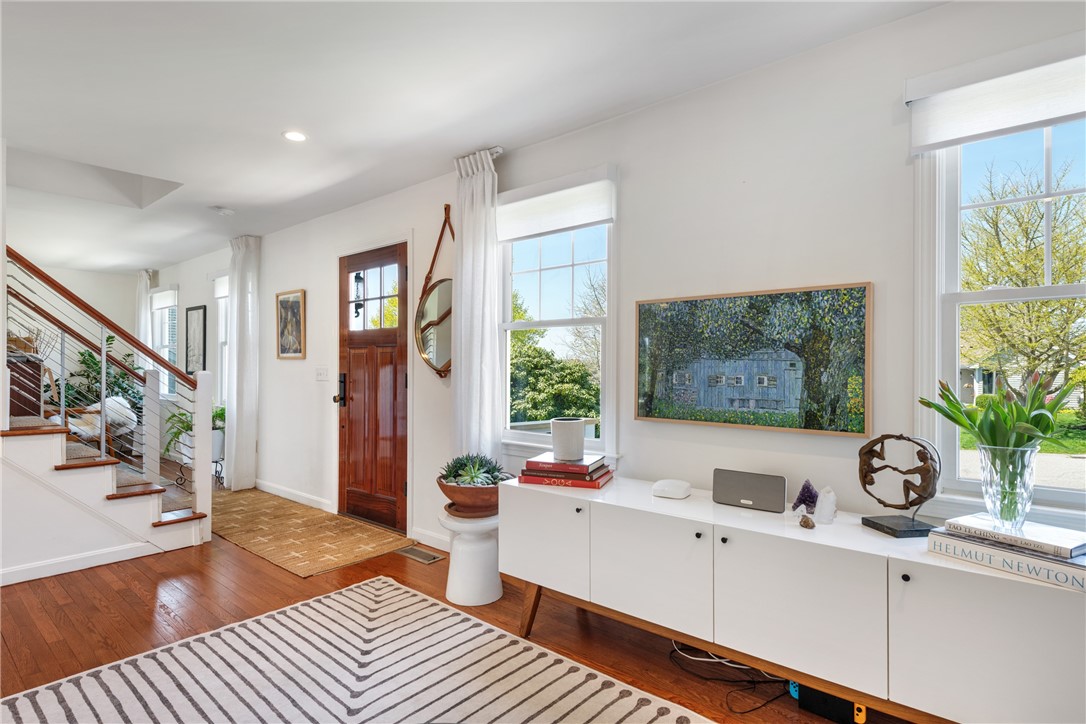 7 Maloney Lane Middletown, RI 02842 - Photo 6 of 35 Gallery Image 6