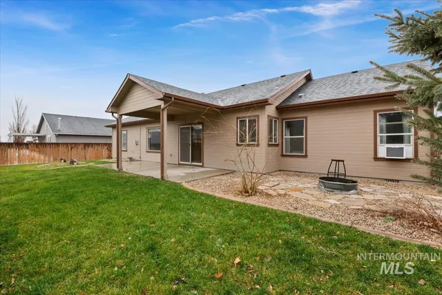 $425,000 | 640 Southwest Miner Street, Mountain Home, ID 83647