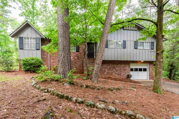 $1,495 | 1421 Brewster Circle, Birmingham, AL 35235