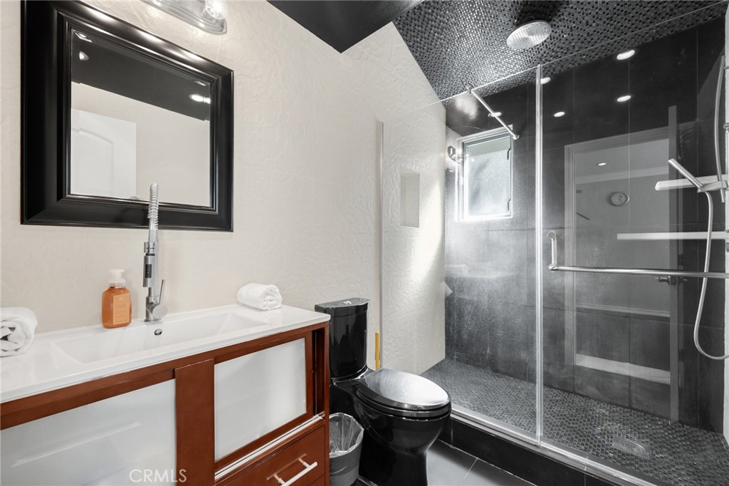 584 Brookwood Street Brea, CA 92821 - Photo 21 of 25