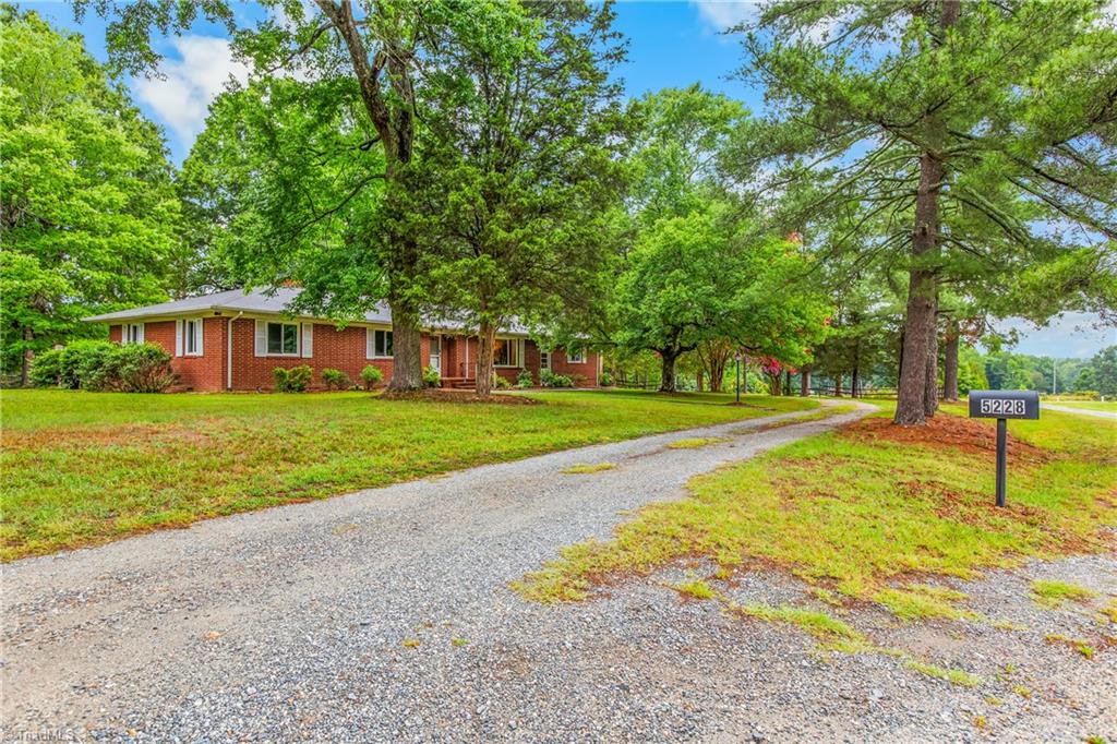 5228 Weatherly Road Greensboro, NC 27406 - Photo 3 of 48 Gallery Image 3