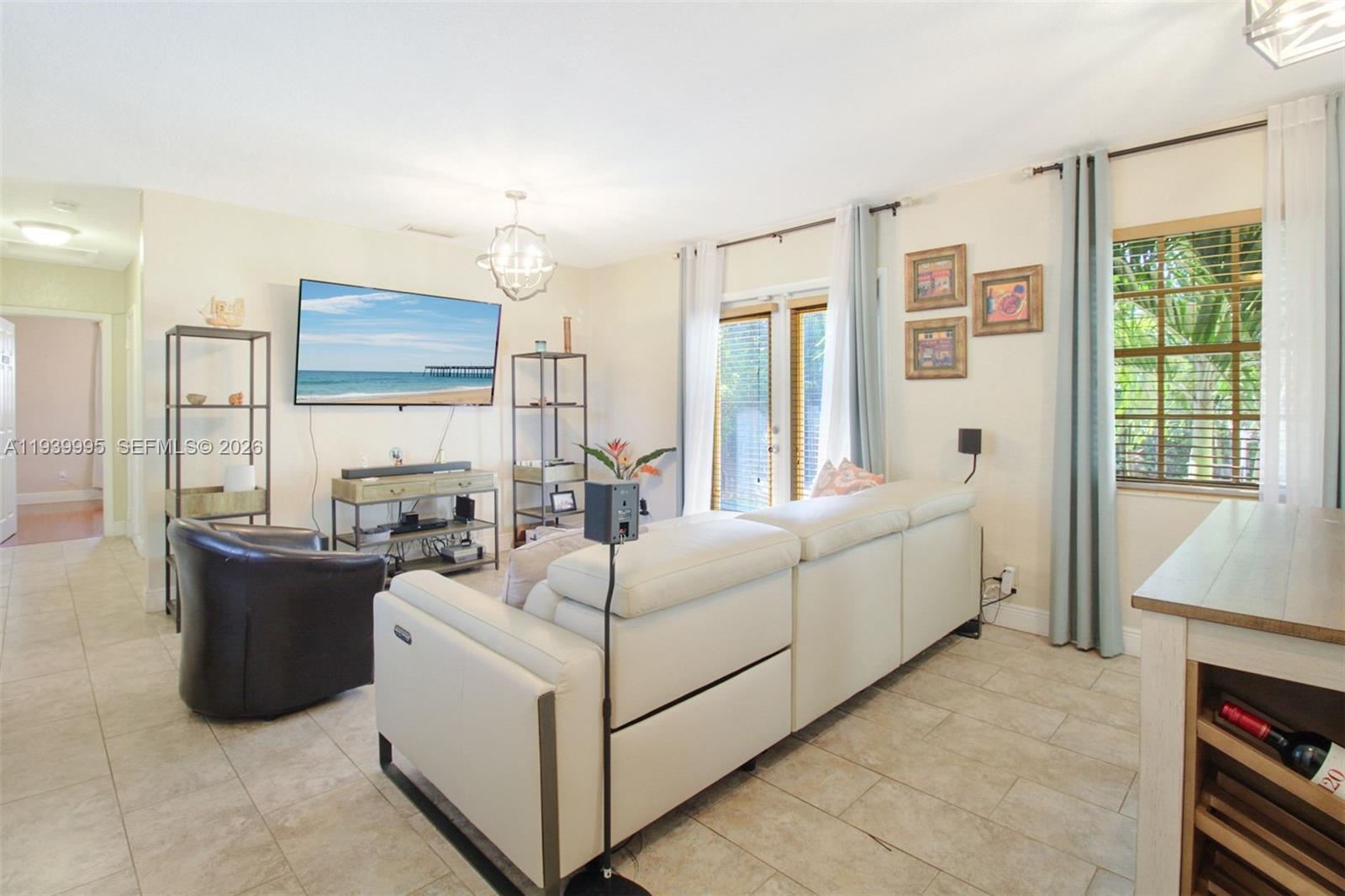 8230 Southwest 30th Street Miami, FL 33155 - Photo 11 of 27