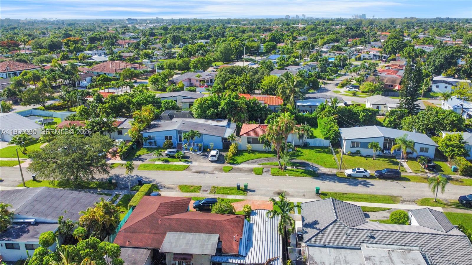 8230 Southwest 30th Street Miami, FL 33155 - Photo 4 of 27