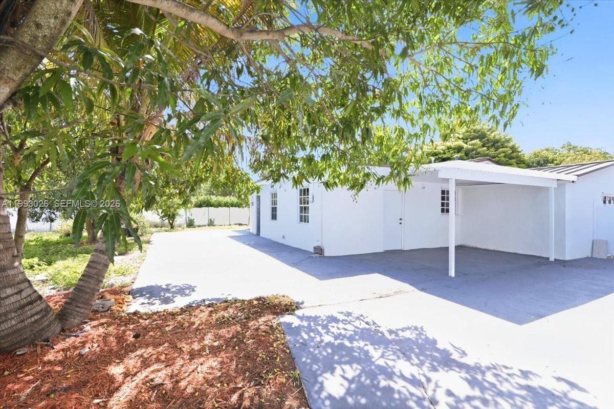 1271 West 83rd Street Hialeah, FL 33014 - Photo 17 of 51