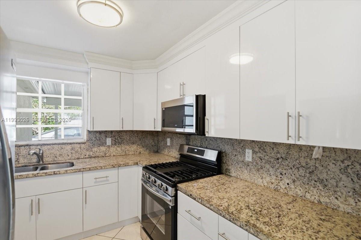 1271 West 83rd Street Hialeah, FL 33014 - Photo 23 of 51