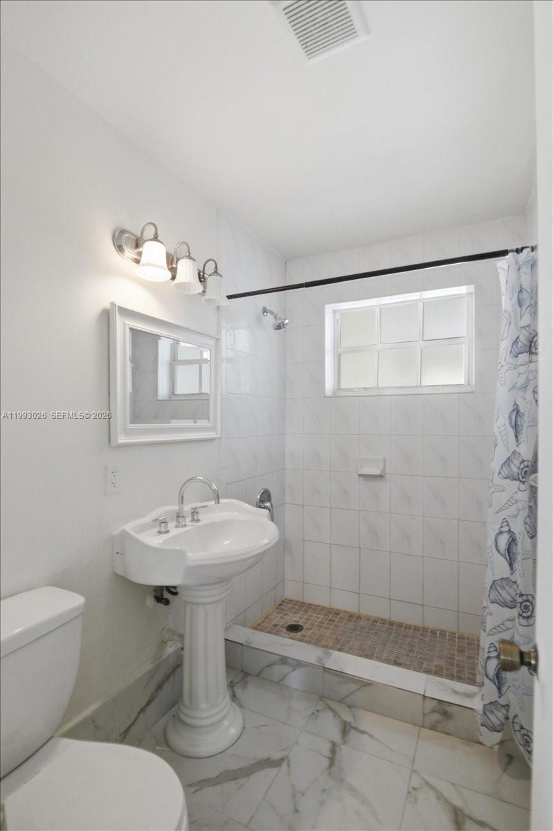1271 West 83rd Street Hialeah, FL 33014 - Photo 34 of 51