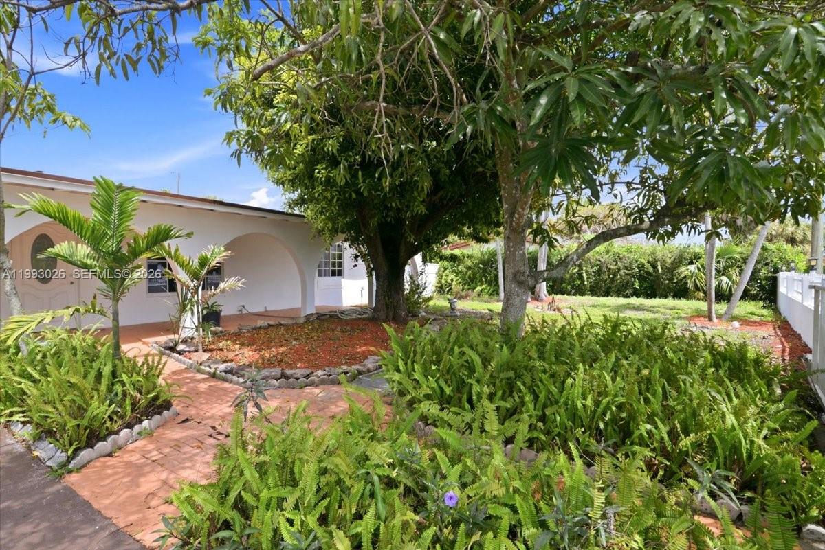 1271 West 83rd Street Hialeah, FL 33014 - Photo 4 of 51