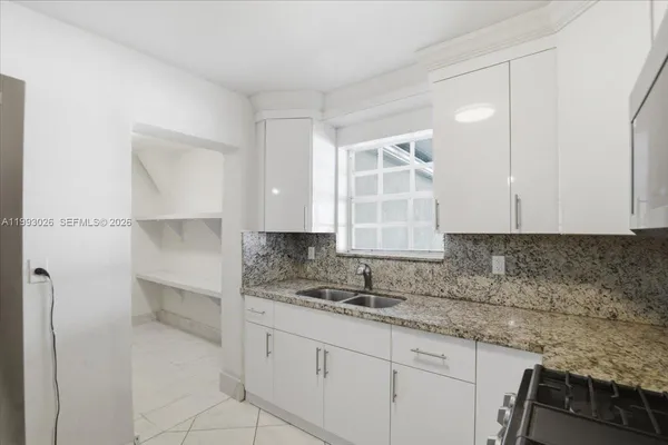 $649,900 | 1271 West 83rd Street, Hialeah, FL 33014