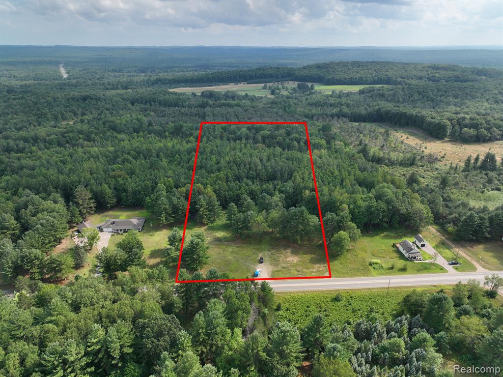 433 Lund Road Southwest Fife Lake, MI 49633 - Photo 9 of 20 Gallery Image 9