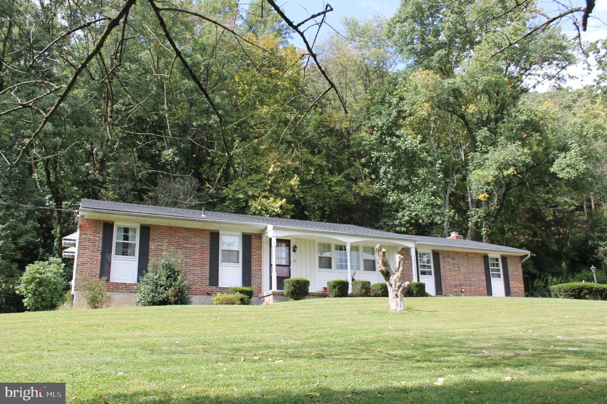 224 West Neversink Road Reading, PA 19606 - Photo 2 of 35 Gallery Image 2