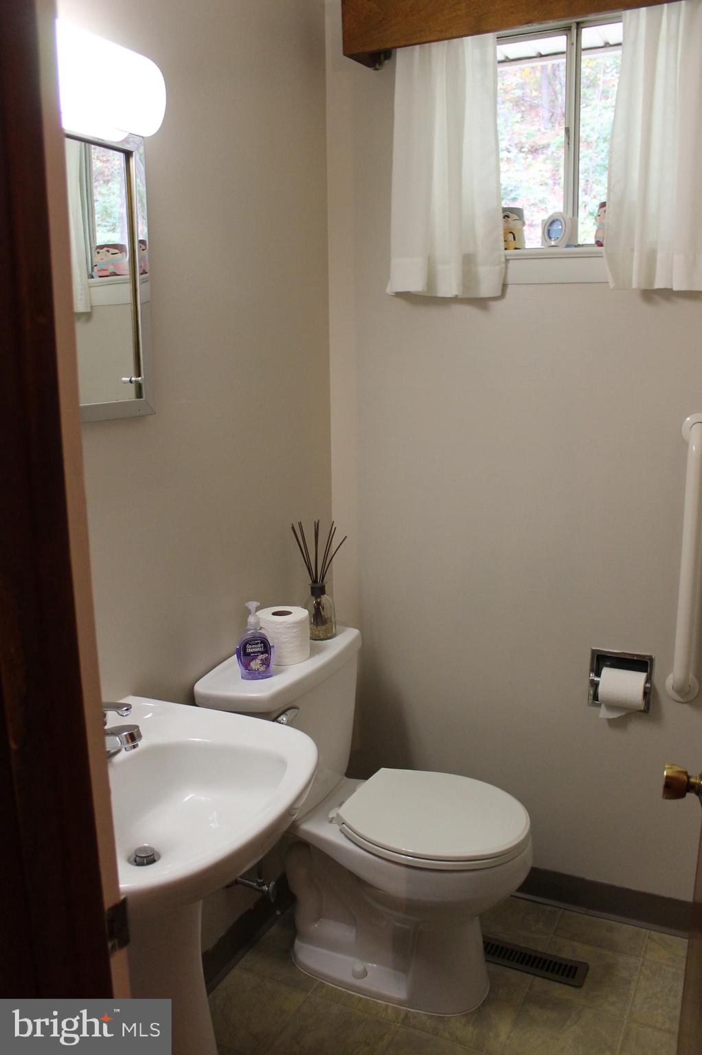 224 West Neversink Road Reading, PA 19606 - Photo 14 of 35 Gallery Image 14