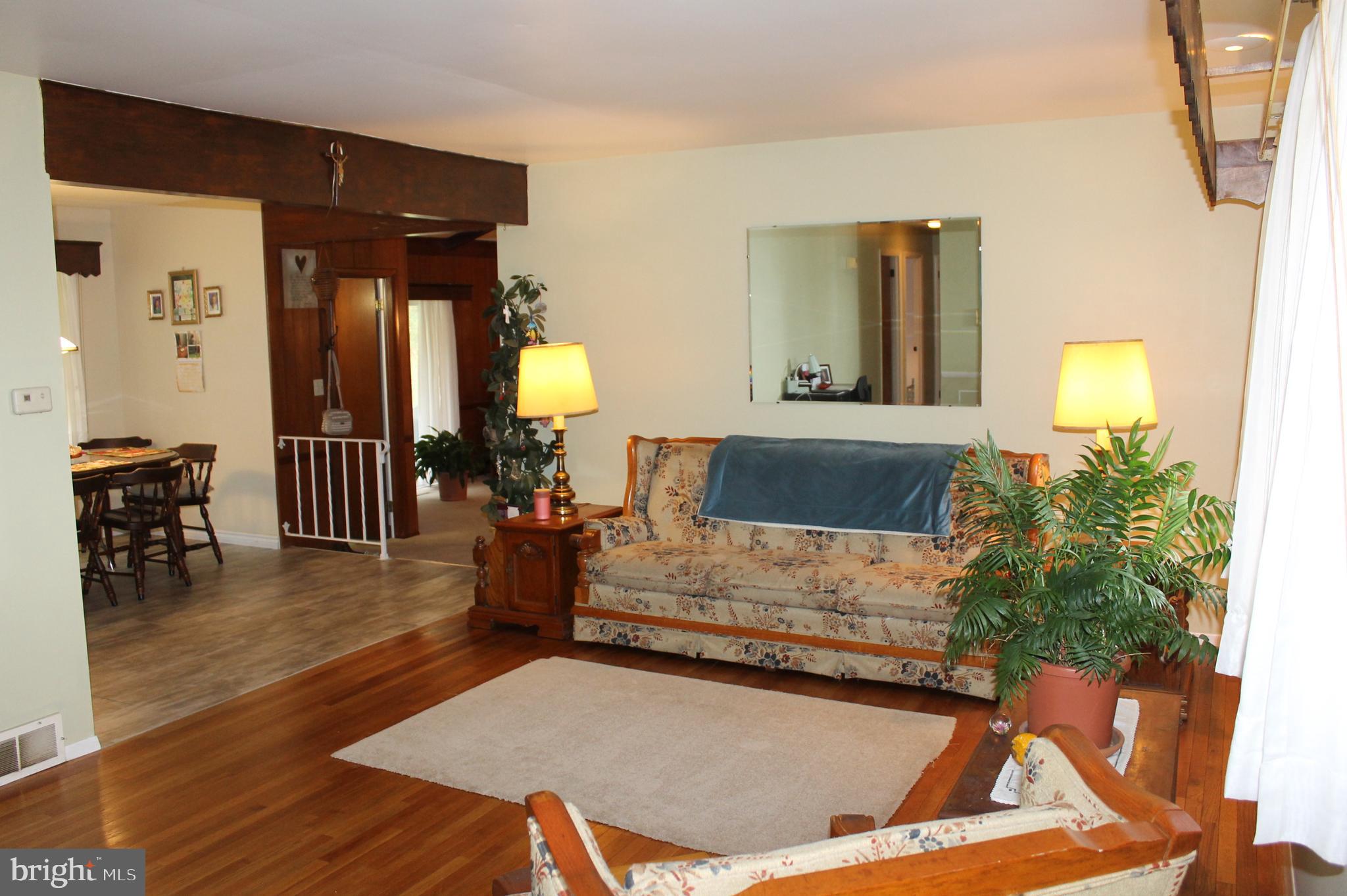 224 West Neversink Road Reading, PA 19606 - Photo 6 of 35 Gallery Image 6