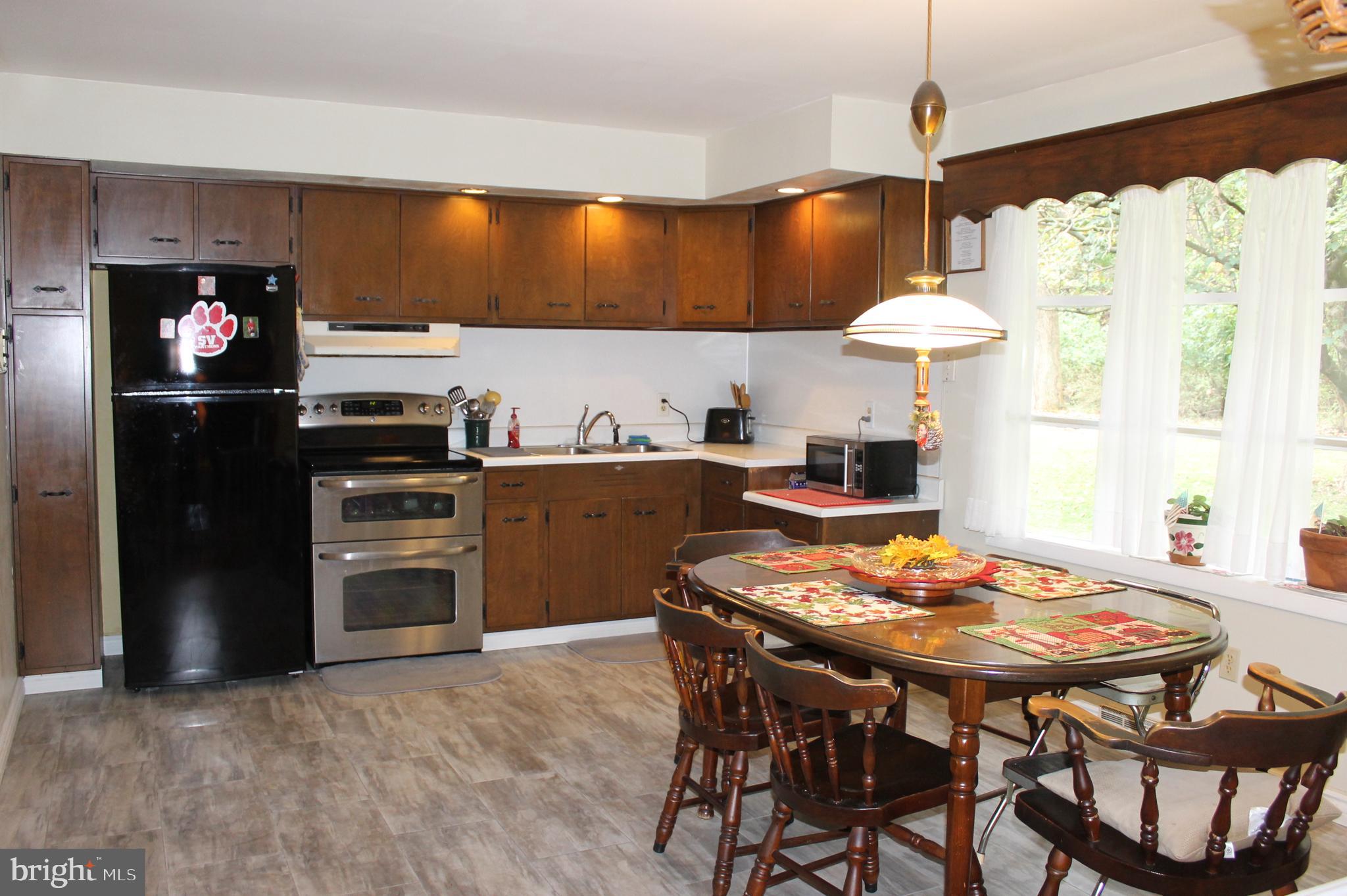 224 West Neversink Road Reading, PA 19606 - Photo 10 of 35 Gallery Image 10