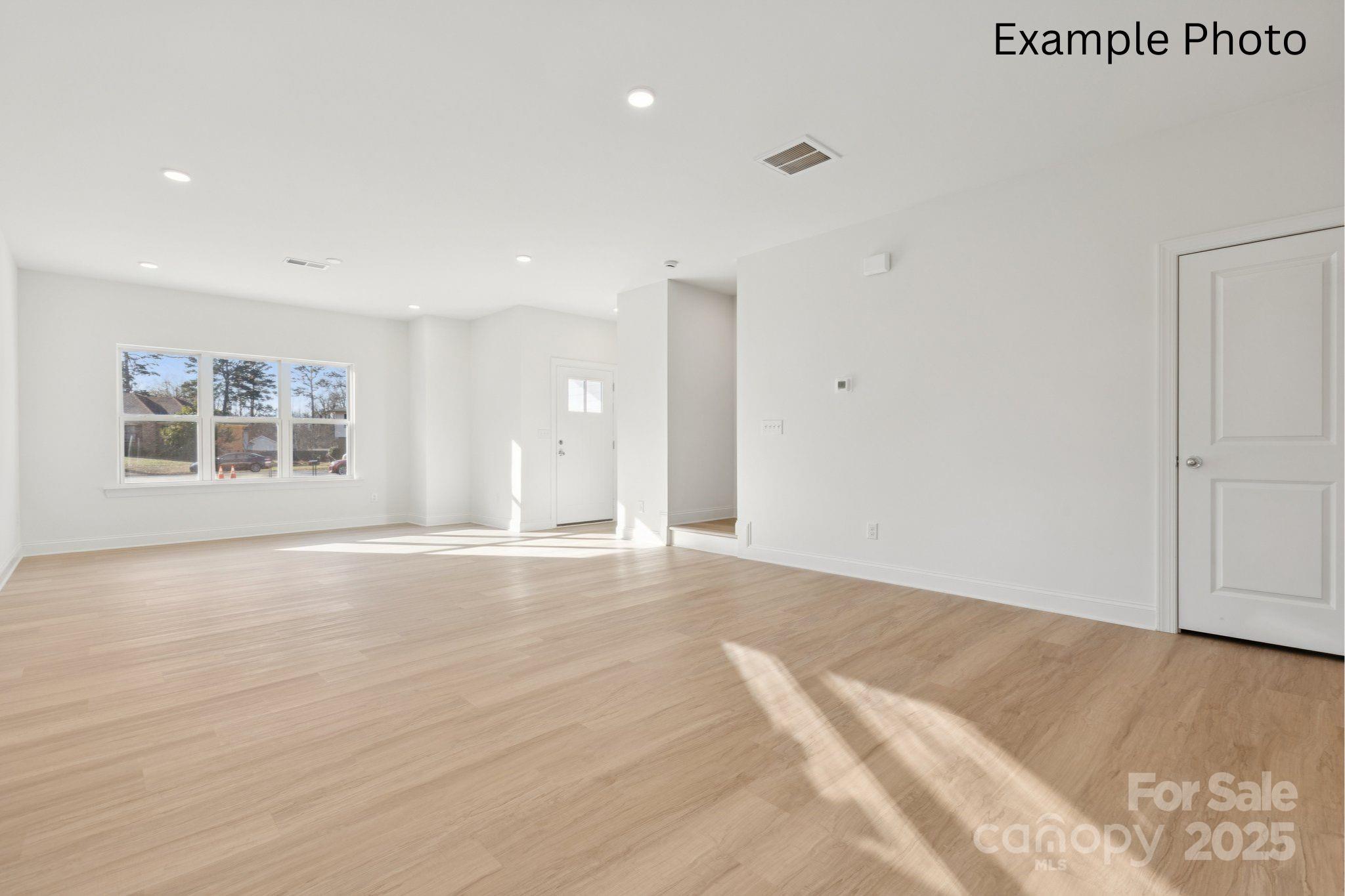 5395 Toano Road Charlotte, NC 28215 - Photo 3 of 21 Gallery Image 3