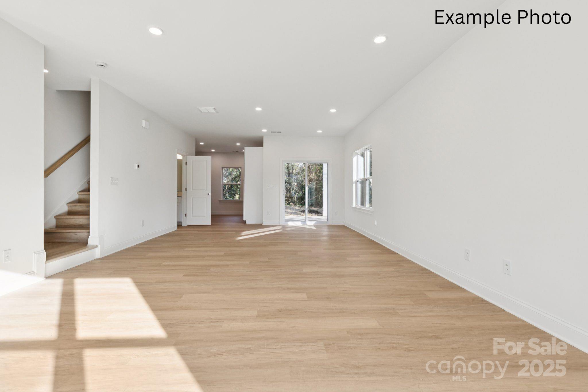 5395 Toano Road Charlotte, NC 28215 - Photo 4 of 21 Gallery Image 4