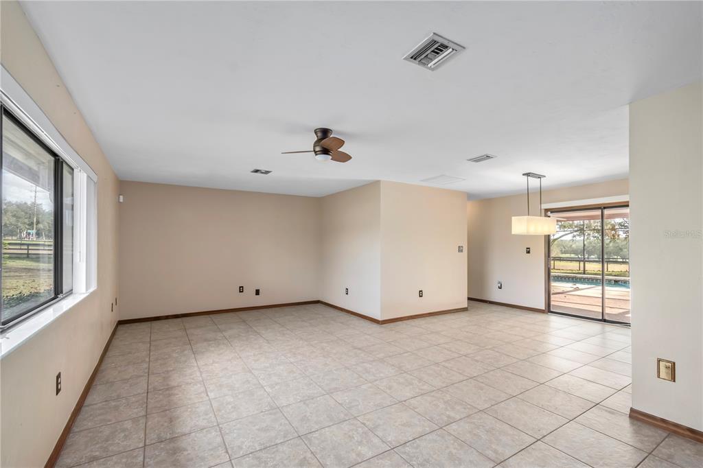 2902 Marion County Road Weirsdale, FL 32195 - Photo 13 of 86