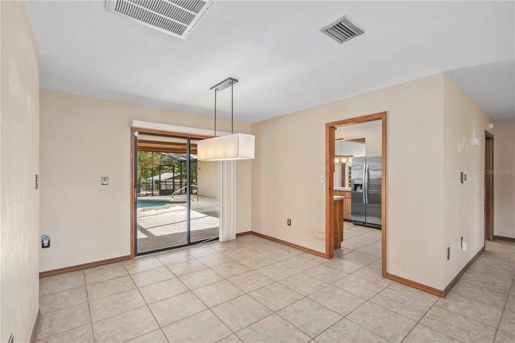 2902 Marion County Road Weirsdale, FL 32195 - Photo 16 of 86