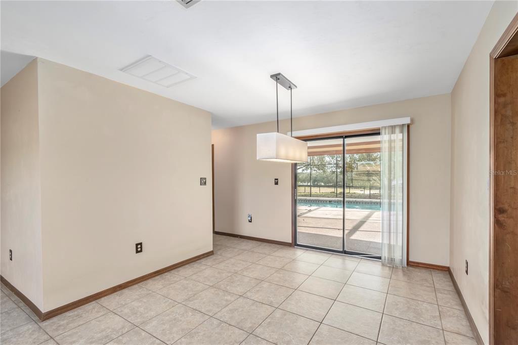 2902 Marion County Road Weirsdale, FL 32195 - Photo 17 of 86