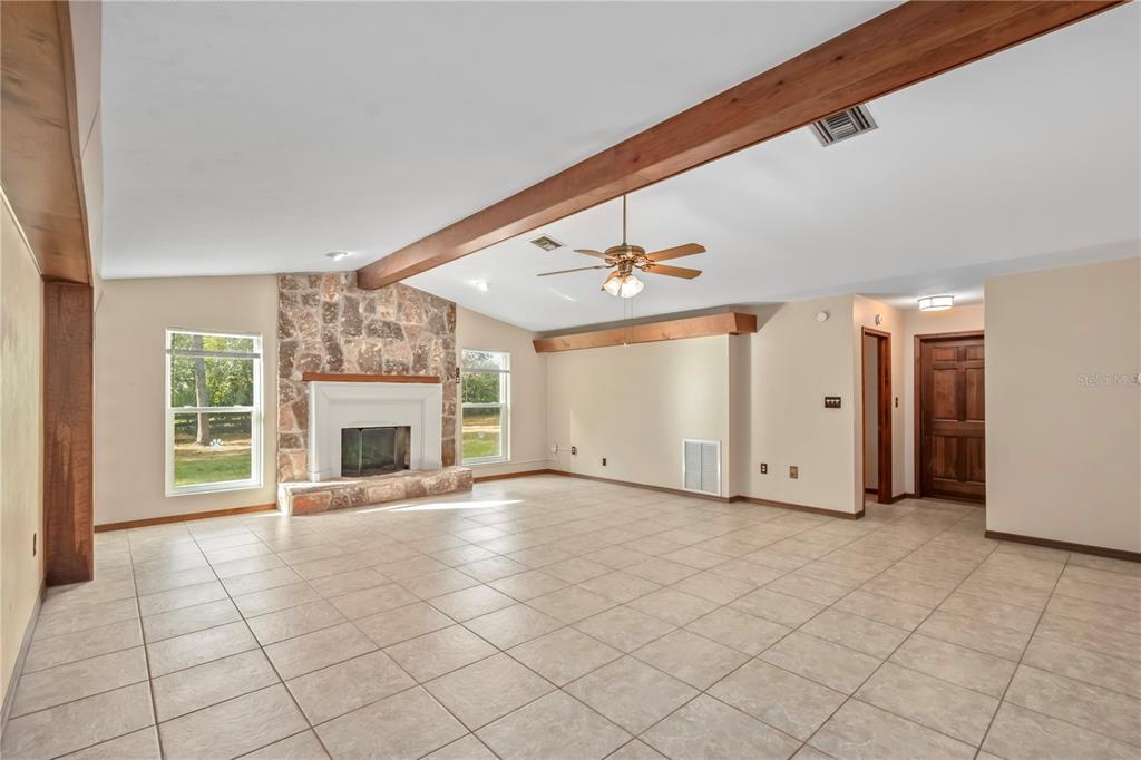 2902 Marion County Road Weirsdale, FL 32195 - Photo 19 of 86