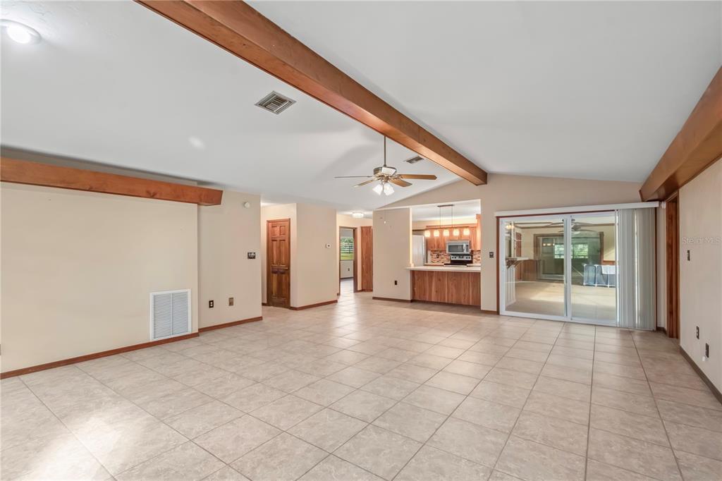2902 Marion County Road Weirsdale, FL 32195 - Photo 22 of 86