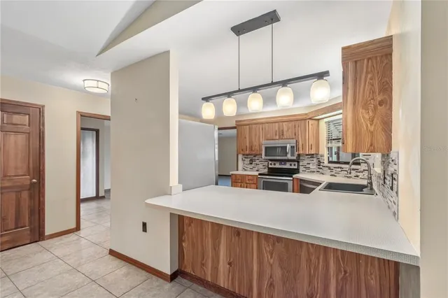 $699,000 | 2902 Marion County Road, Weirsdale, FL 32195